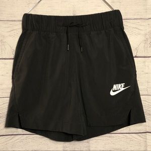 Women’s M Nike Running Shorts (SEE DESCRIPTION)
